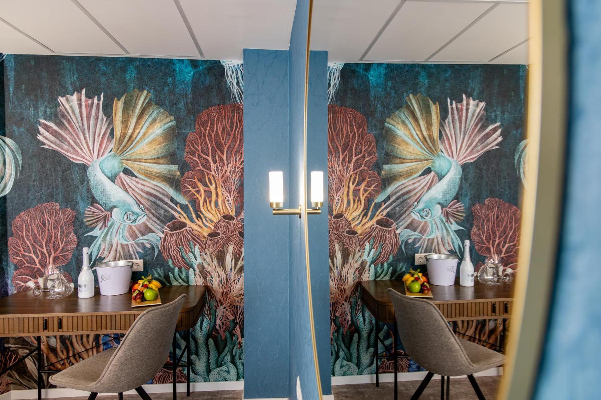 Hotel Atlantis Wellness & Conference ハイデゥソボスロー エクステリア 写真