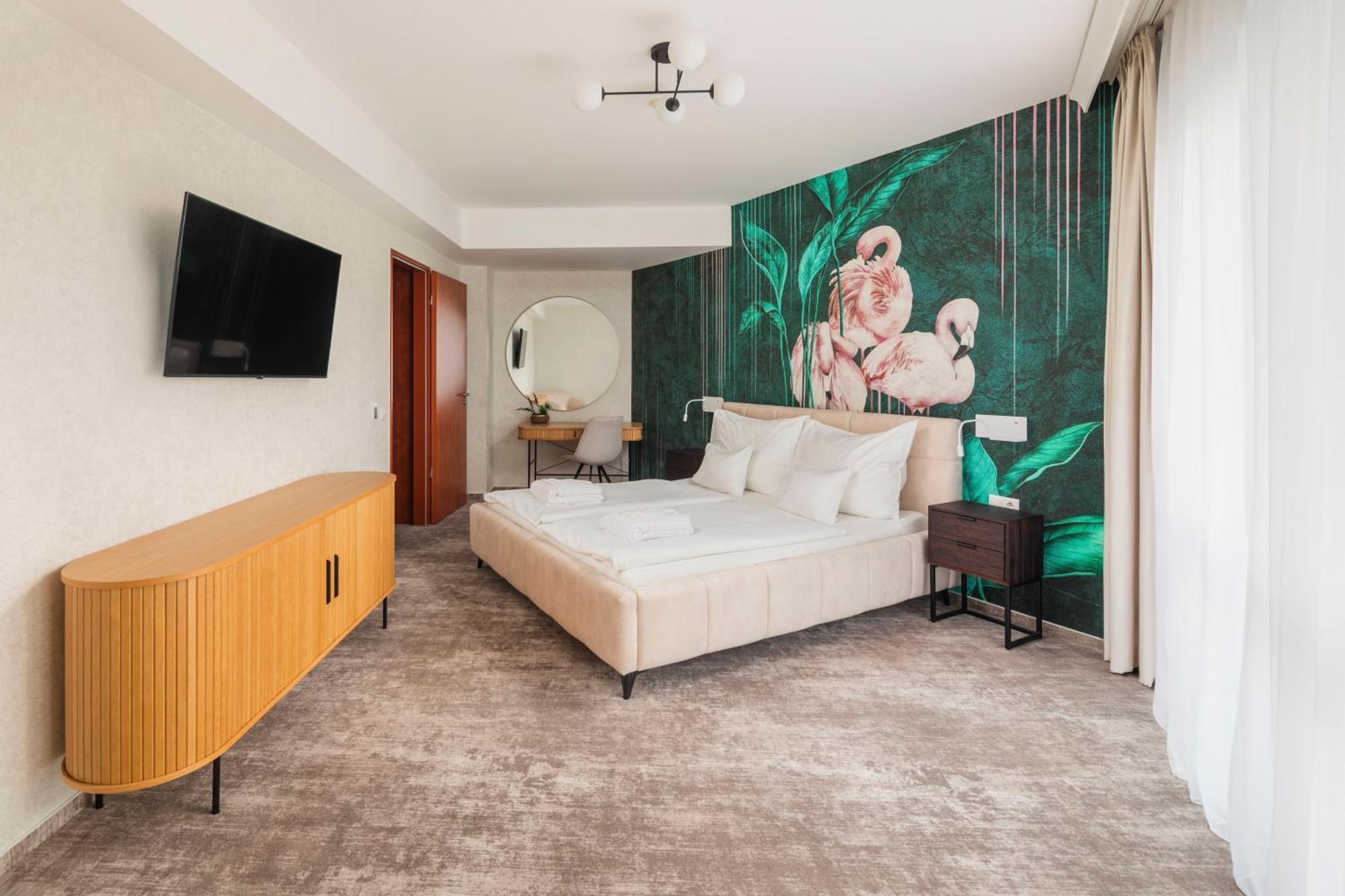 Hotel Atlantis Wellness & Conference ハイデゥソボスロー エクステリア 写真